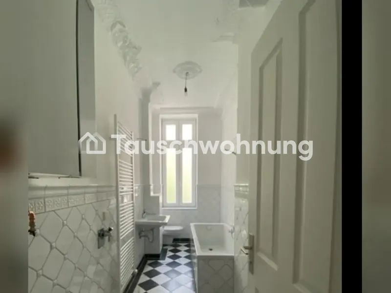 Tauschwohnung: Sanierter Altbau im Helmholtzkiez — photo 1